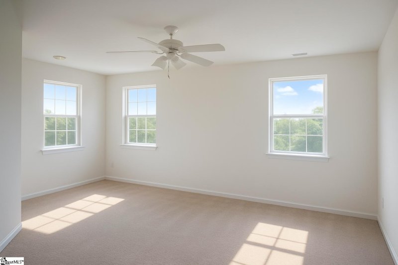 Property image 5 of 213 Kingscreek Drive in Carman Glen, Greer, SC 29650