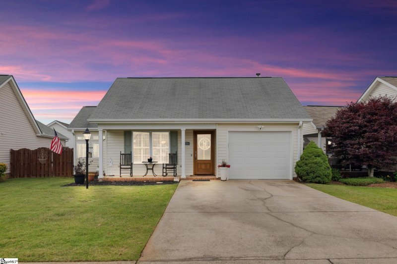 Property image 2 at 107 Waterford Way, Easley, SC 29642