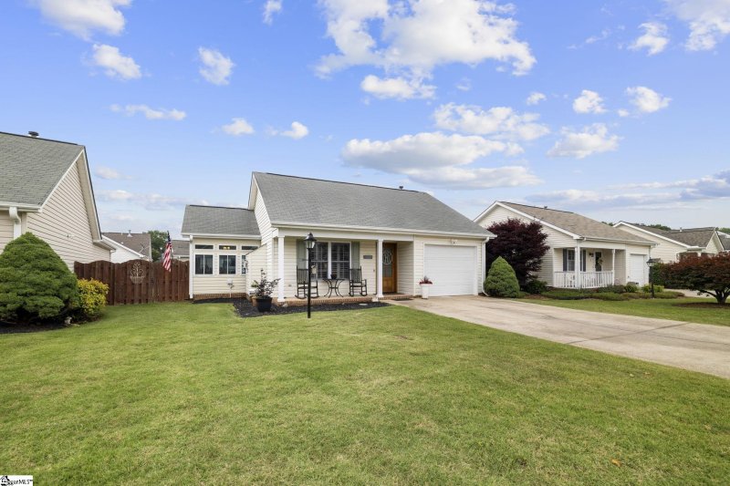 Property image 3 at 107 Waterford Way, Easley, SC 29642