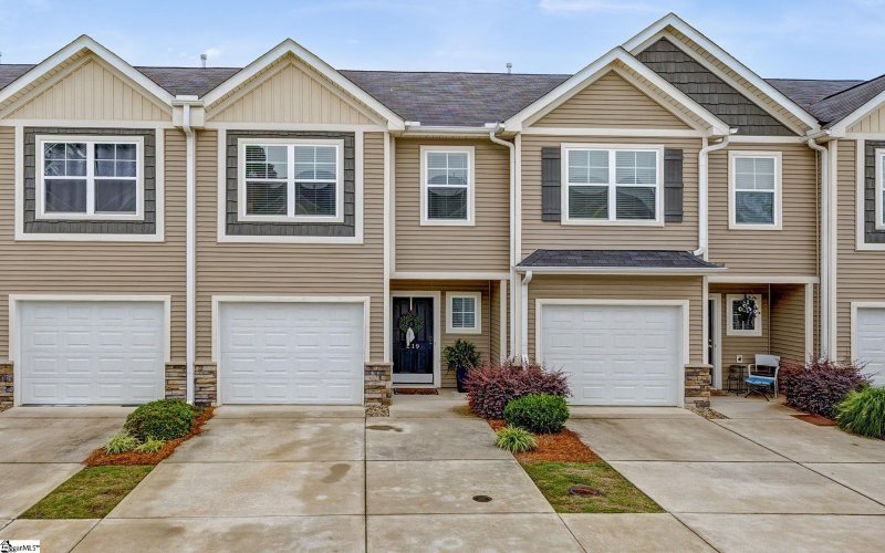 Property image 2 at 219 Button Willow Street, Taylors, SC 29687