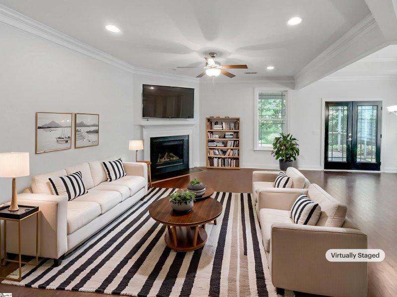 Property image 2 of 231 Henrydale Drive in Benton Park, Easley, SC 29642