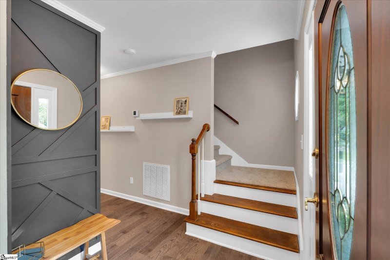 Property image 3 at 121 Legrae Lane, Taylors, SC 29687