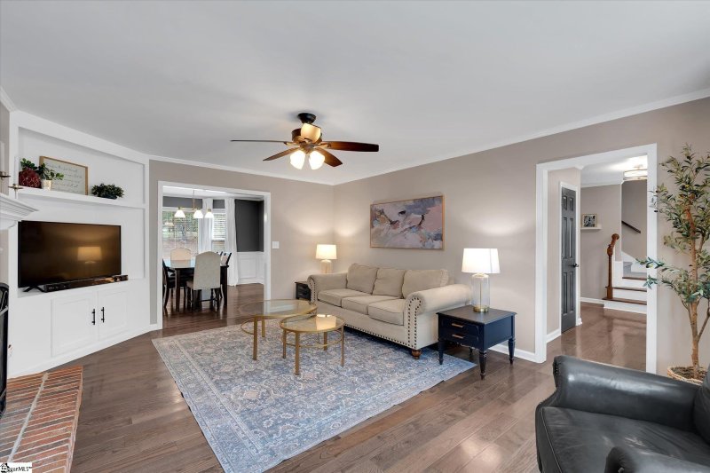 Property image 5 at 121 Legrae Lane, Taylors, SC 29687