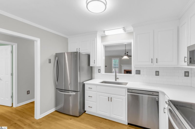 Property image 5 at 328 Angie Drive, Taylors, SC 29687