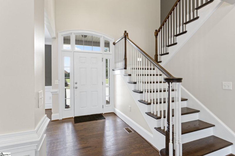Property image 3 of 139 N Woodfin Ridge Drive in Woodfin Ridge, Inman, SC 29349