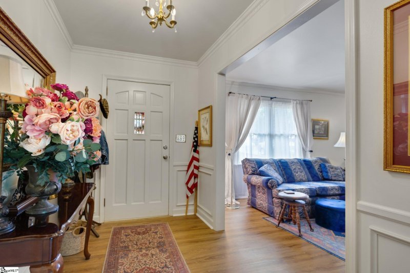 Property image 3 at 106 Lakemont Drive, Greer, SC 29651-5957