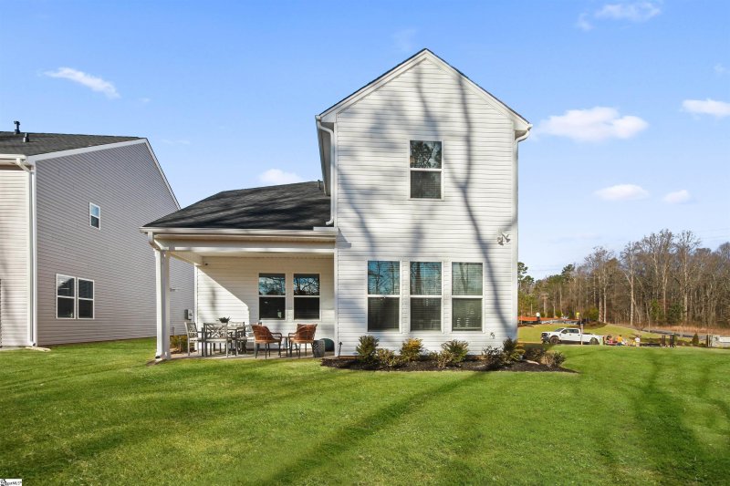 Property image 2 of 1134 Berry Patch Drive in Persimmon Hill, Lyman, SC 29365