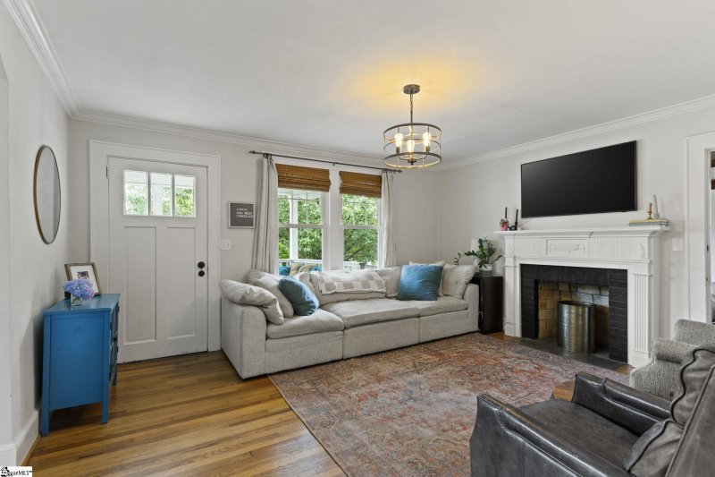 Property image 5 of 10 Keith Drive in Overbrook, Greenville, SC 29607