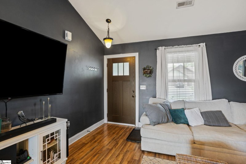 Property image 4 at 234 E Pyrenees Drive, Lyman, SC 29365