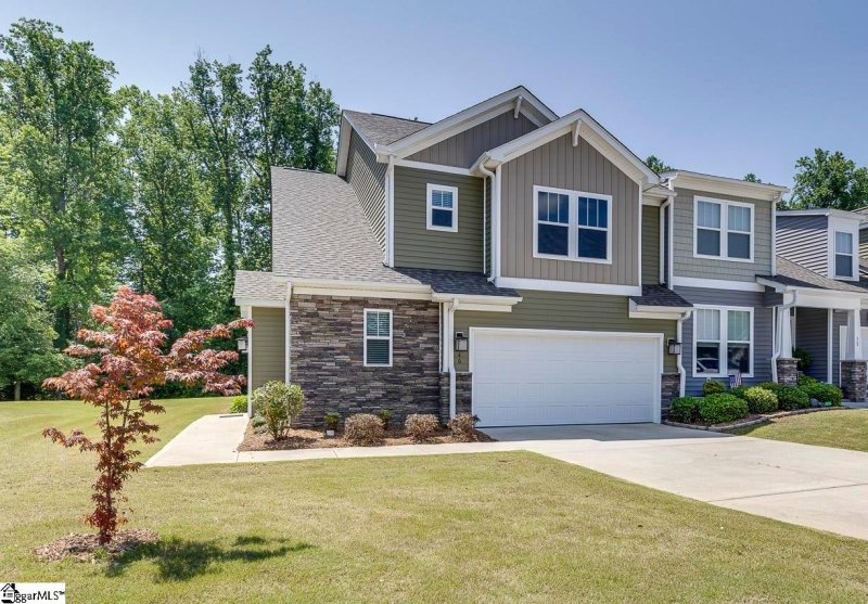 Brookside Villas, Taylors Community