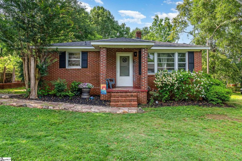 Sleepy Hollow, Liberty Community