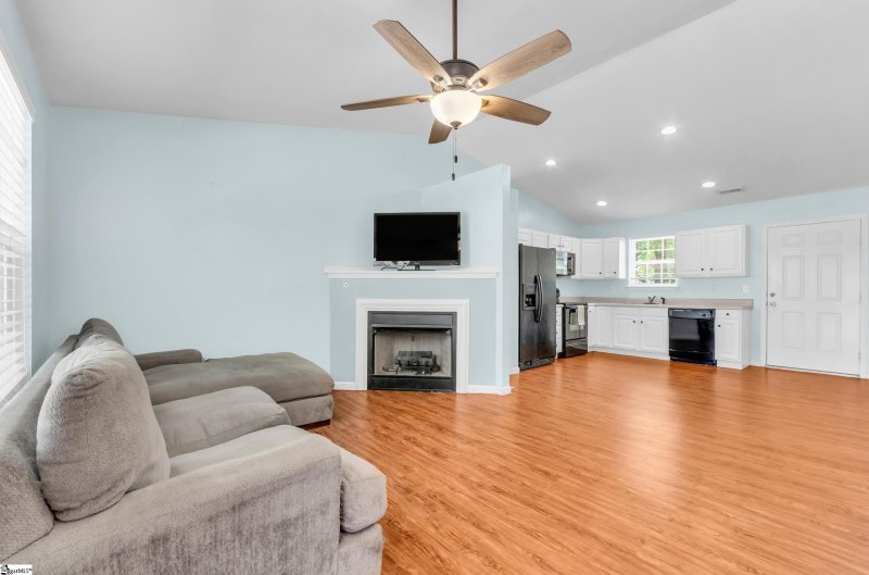 Property image 4 at 4 Yukon Drive, Greenville, SC 29605