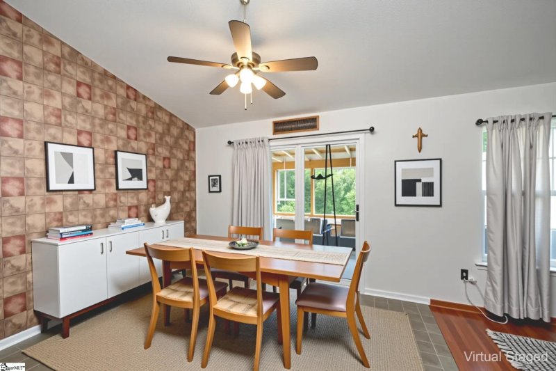 Property image 3 at 10 Sunset Mountain Court, Travelers Rest, SC 29690