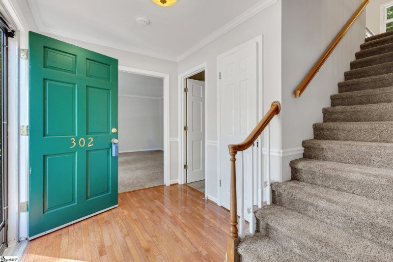 Property image 4 at 302 Cherry Hill Road, Greenville, SC 29607