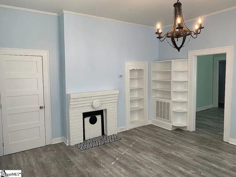 Property image 5 at 13 26th Street, Greer, SC 29651