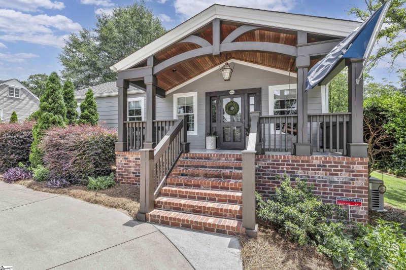 Property image 2 at 15 High Hill Street, Greenville, SC 29605