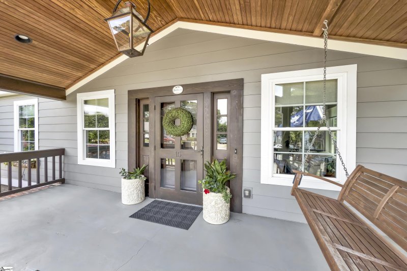 Property image 3 at 15 High Hill Street, Greenville, SC 29605