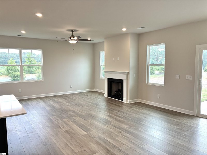 Property image 5 at 1426 Yellowwood Court, Reidville, SC 29375