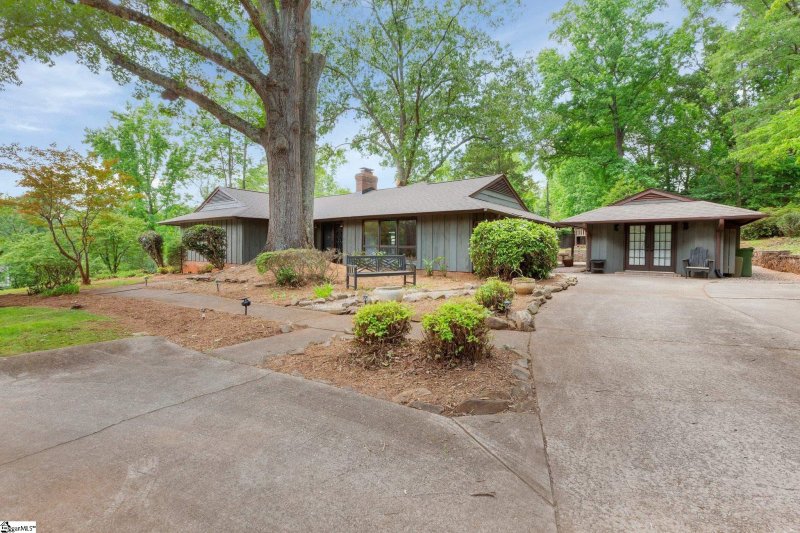 Property image 2 at 118 Brockman Drive, Mauldin, SC 29662-2335