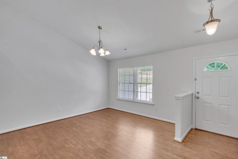 Property image 3 at 122 Claridge Place, Belton, SC 29627