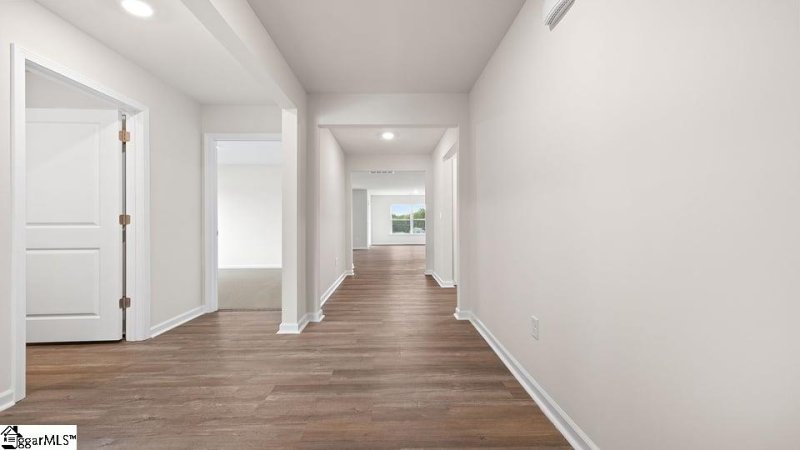 Property image 3 of 528 Sunfire Street in Lakestone, Woodruff, SC 29388