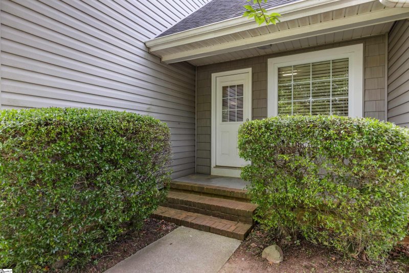 Property image 2 at 217 Hedgewood Terrace, Greer, SC 29650