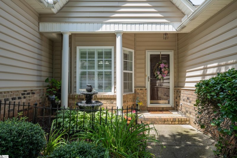 Property image 4 at 107 Hingham Way, Greer, SC 29650
