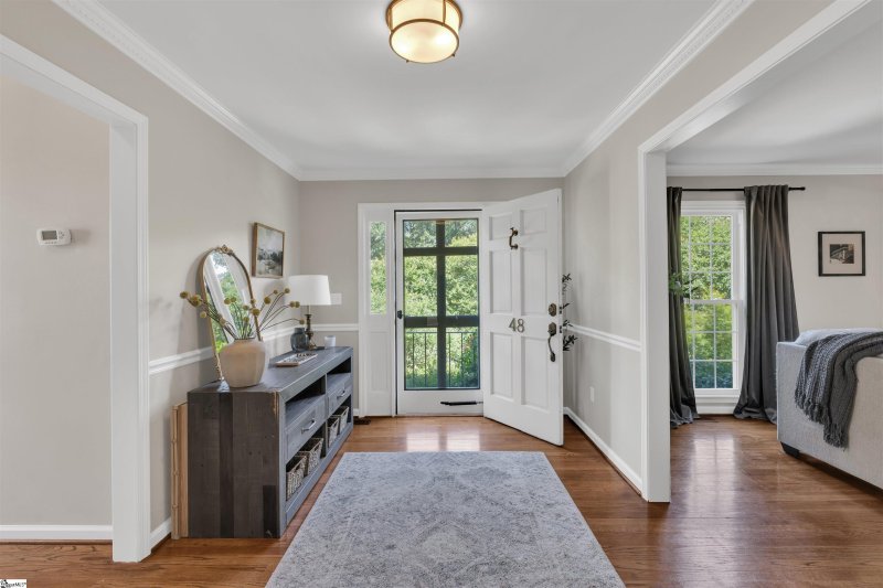 Property image 2 at 48 Oak Crest Court, Greenville, SC 29605