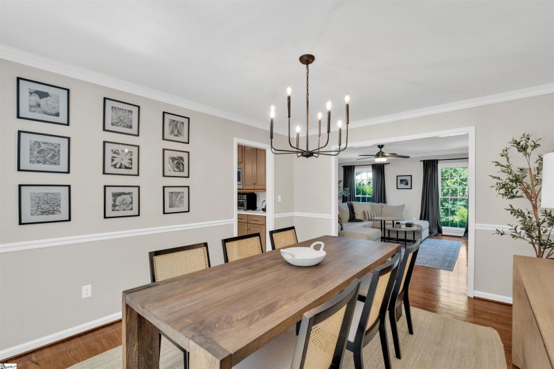 Property image 5 at 48 Oak Crest Court, Greenville, SC 29605