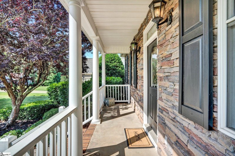 Property image 4 of 10 Laurelcrest Lane in Cherokee Valley, Travelers Rest, SC 29690-8188