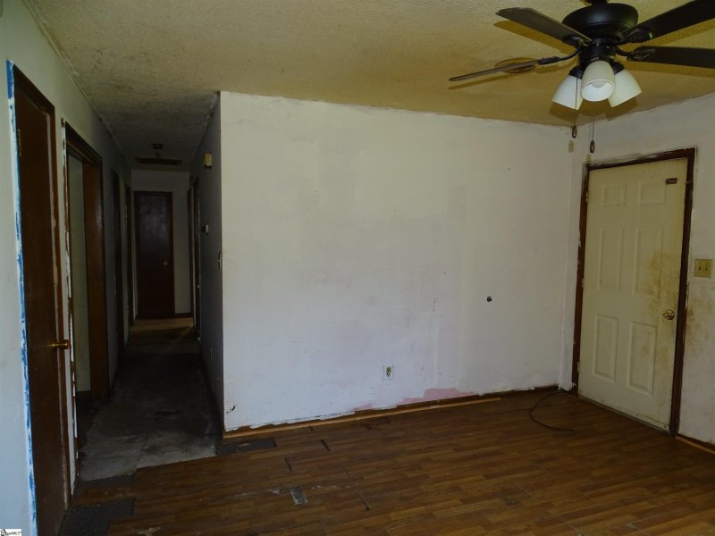 Property image 4 at 218 Wingo Road, Wellford, SC 29385