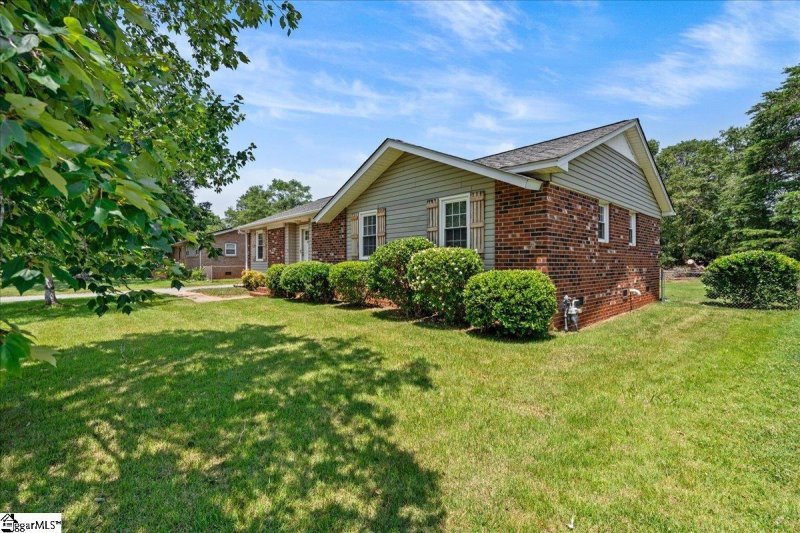 Property image 3 at 503 Berea Forest Circle, Greenville, SC 29617