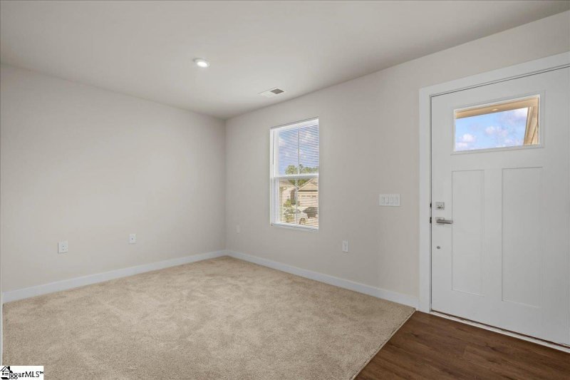 Property image 4 of 917 Blue Willow Court in Olivia Springs, Spartanburg, SC 29302