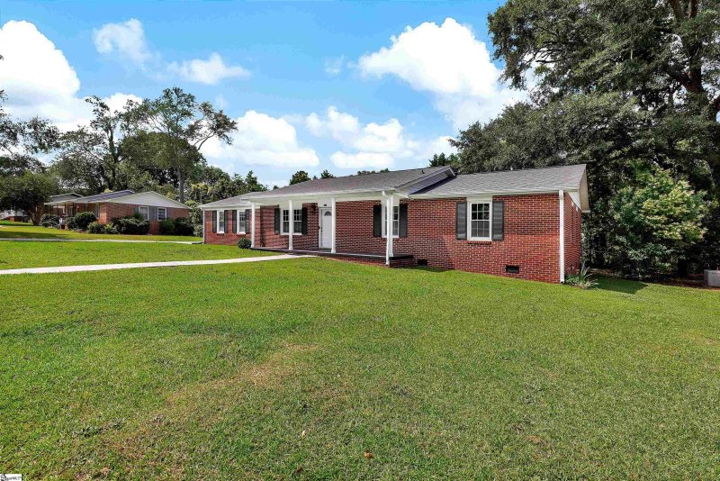 Property image 3 at 2305 Poplar Lane, Anderson, SC 29621