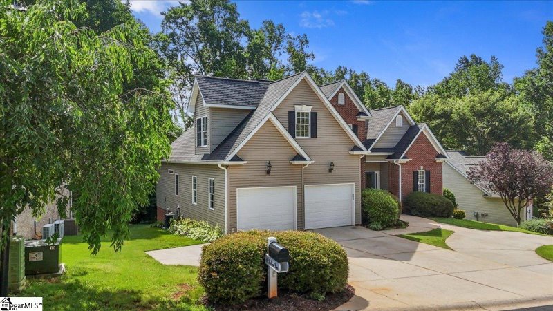 Property image 3 at 118 Glencreek Drive, Greer, SC 29650