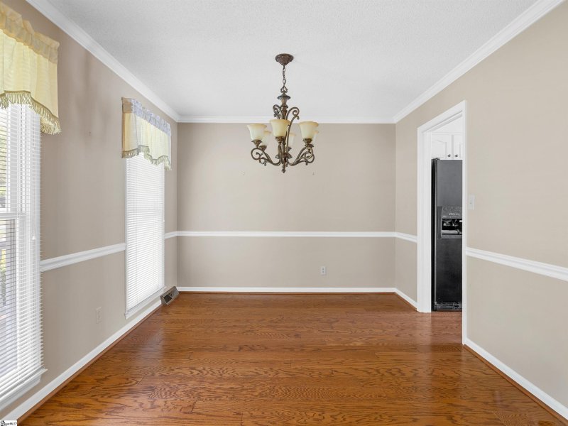 Property image 4 of 209 Thornhill Drive in Thornhill, Spartanburg, SC 29301