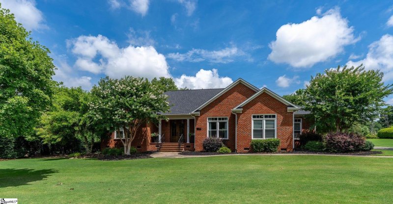 374 Crepe Myrtle Drive