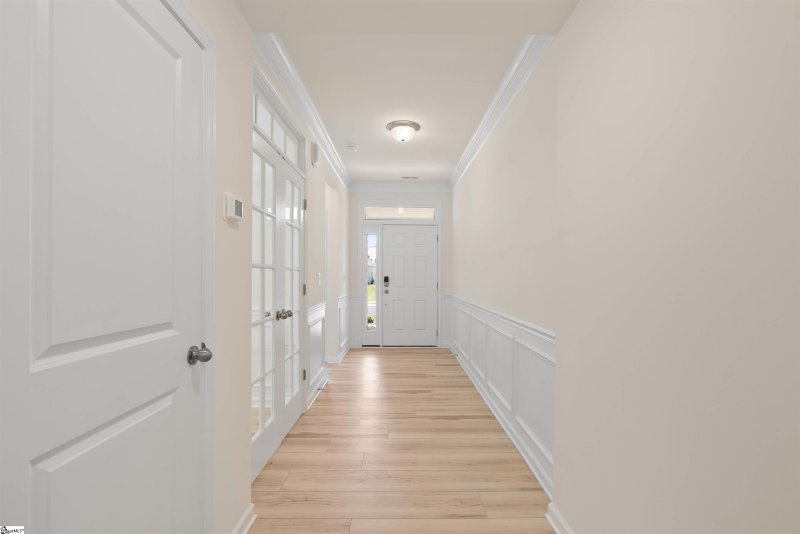 Property image 5 at 624 Columbus Circle, Simpsonville, SC 29680