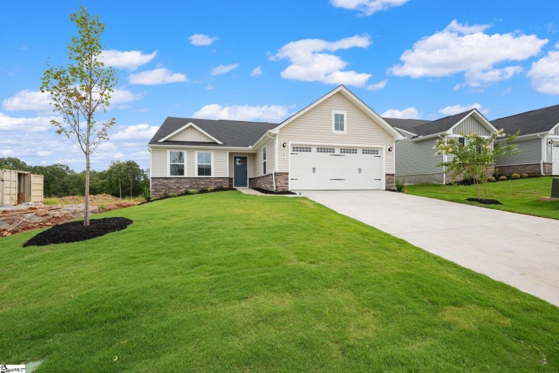 Property image 2 at 202 Timberwild Drive, Greenville, SC 29650