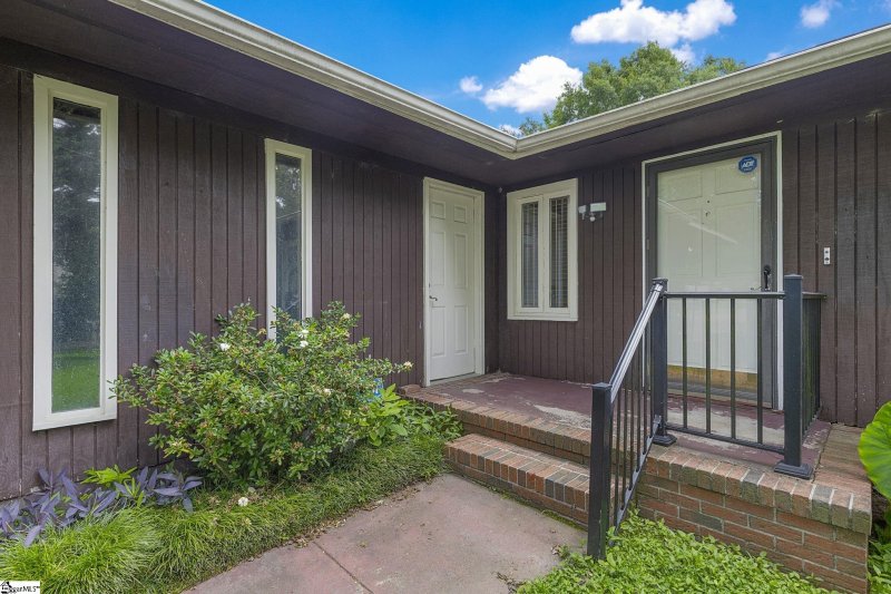 Property image 4 at 114 Tollgate Court, Simpsonville, SC 29681