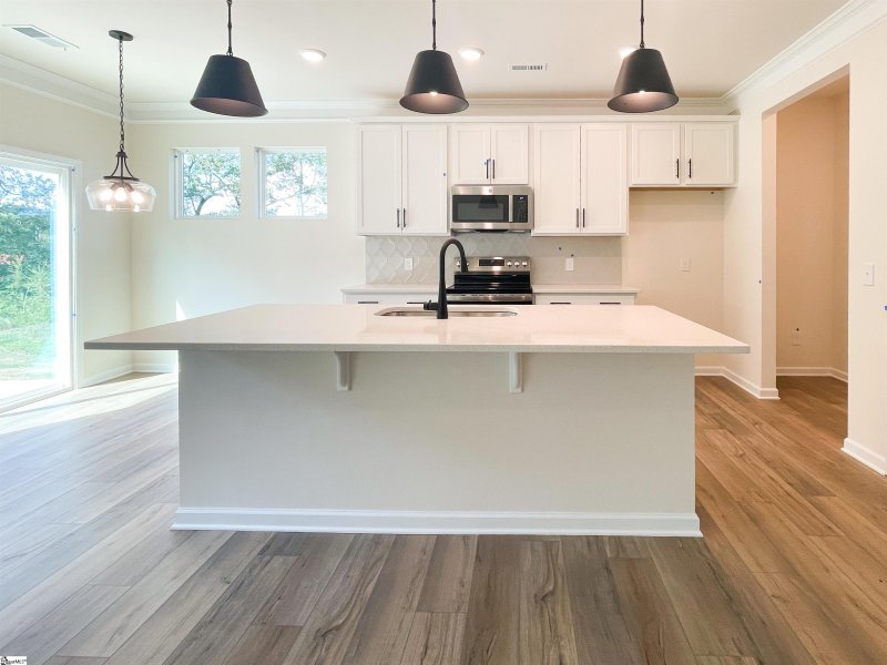 Property image 5 of 652 Columbus Circle in Greenrich Mill, Simpsonville, SC 29680