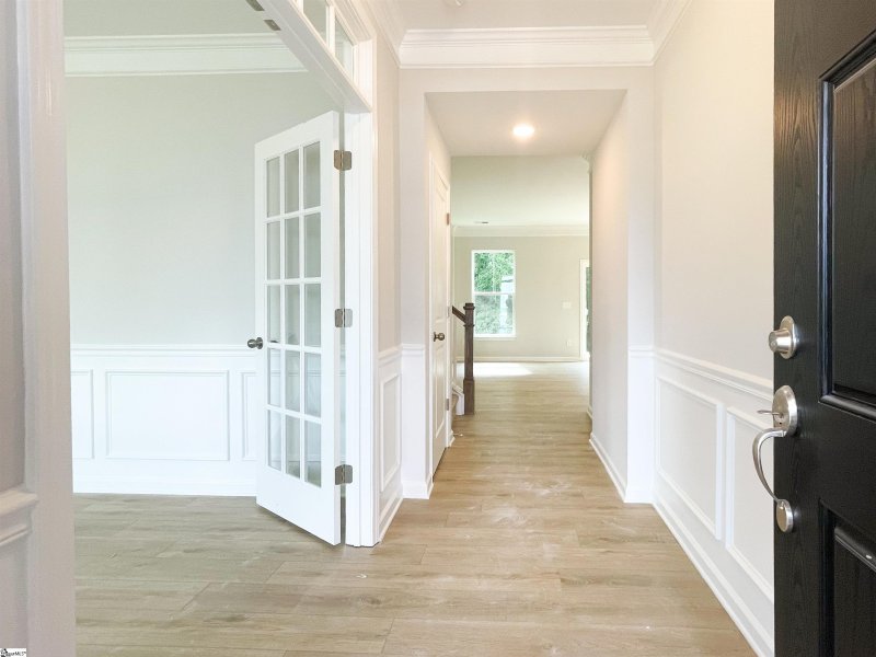 Property image 2 of 664 Columbus Circle in Greenrich Mill, Simpsonville, SC 29680