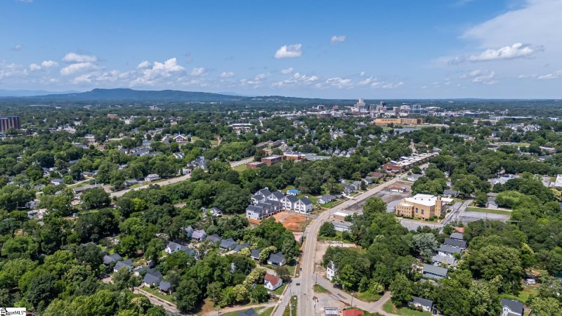 Property image 4 of 111 Lepak Lane in Hue on Green, Greenville, SC 29605
