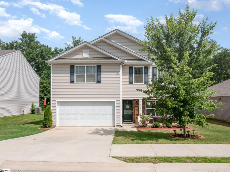 Sullivan Chase, Simpsonville community