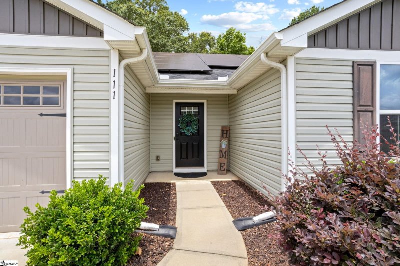 Property image 2 at 111 Portchester Lane, Greenville, SC 29605