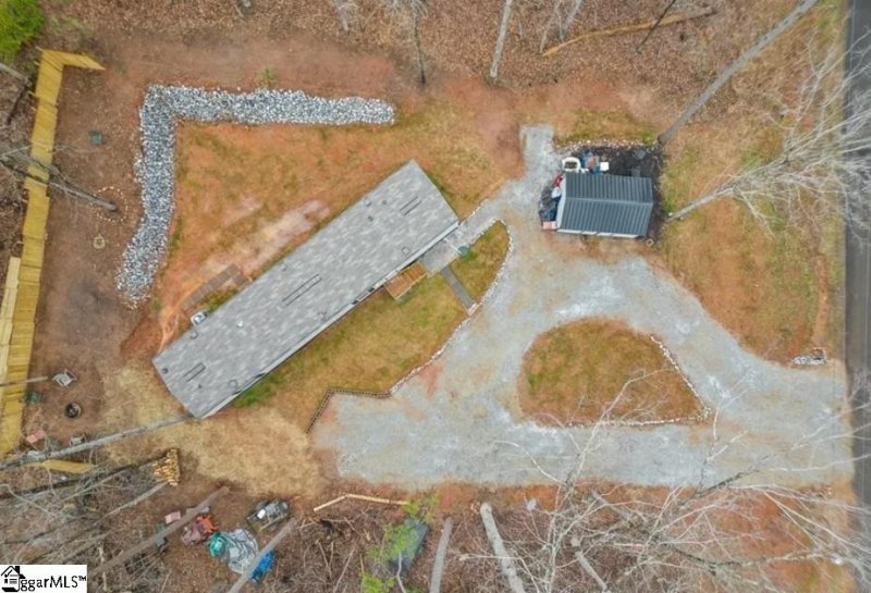 Property image 2 of 266 Brandywine Drive in Foxwood Hills, Westminster, SC 29693-0000