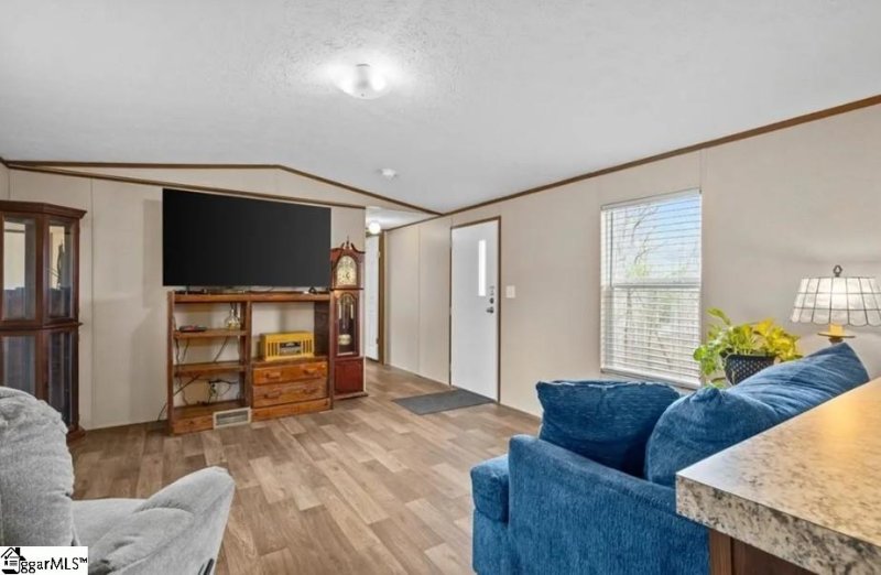 Property image 4 of 266 Brandywine Drive in Foxwood Hills, Westminster, SC 29693-0000