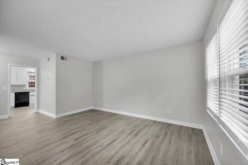 Property image 3 at 501 Edwards Road, Greenville, SC 29615