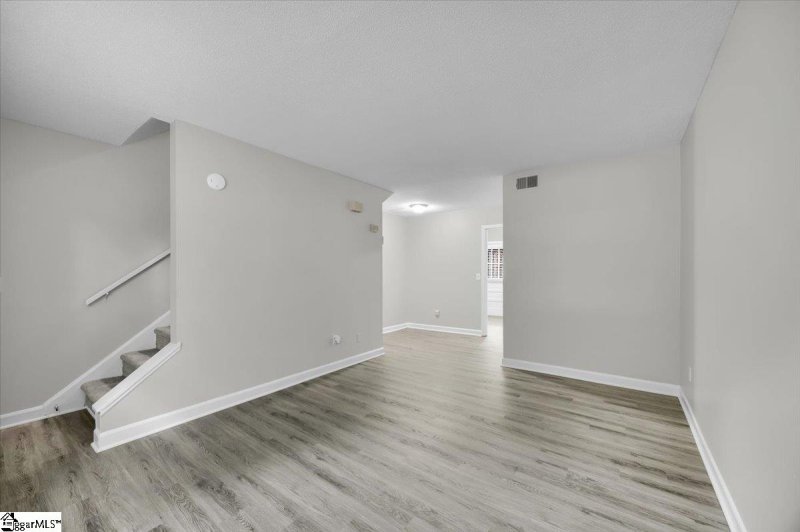 Property image 4 at 501 Edwards Road, Greenville, SC 29615