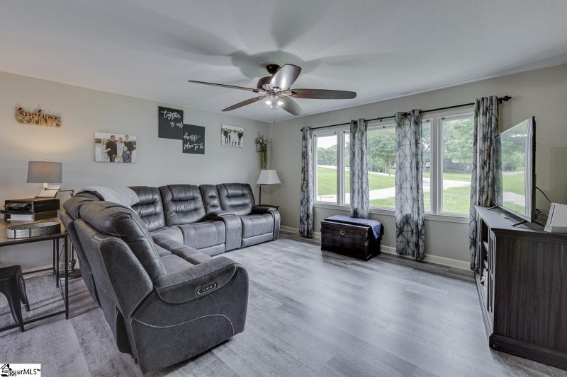 Property image 5 at 211 Hillandale Road, Liberty, SC 29657